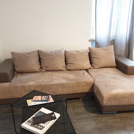 Aurora Apartment Милано Екстериор снимка
