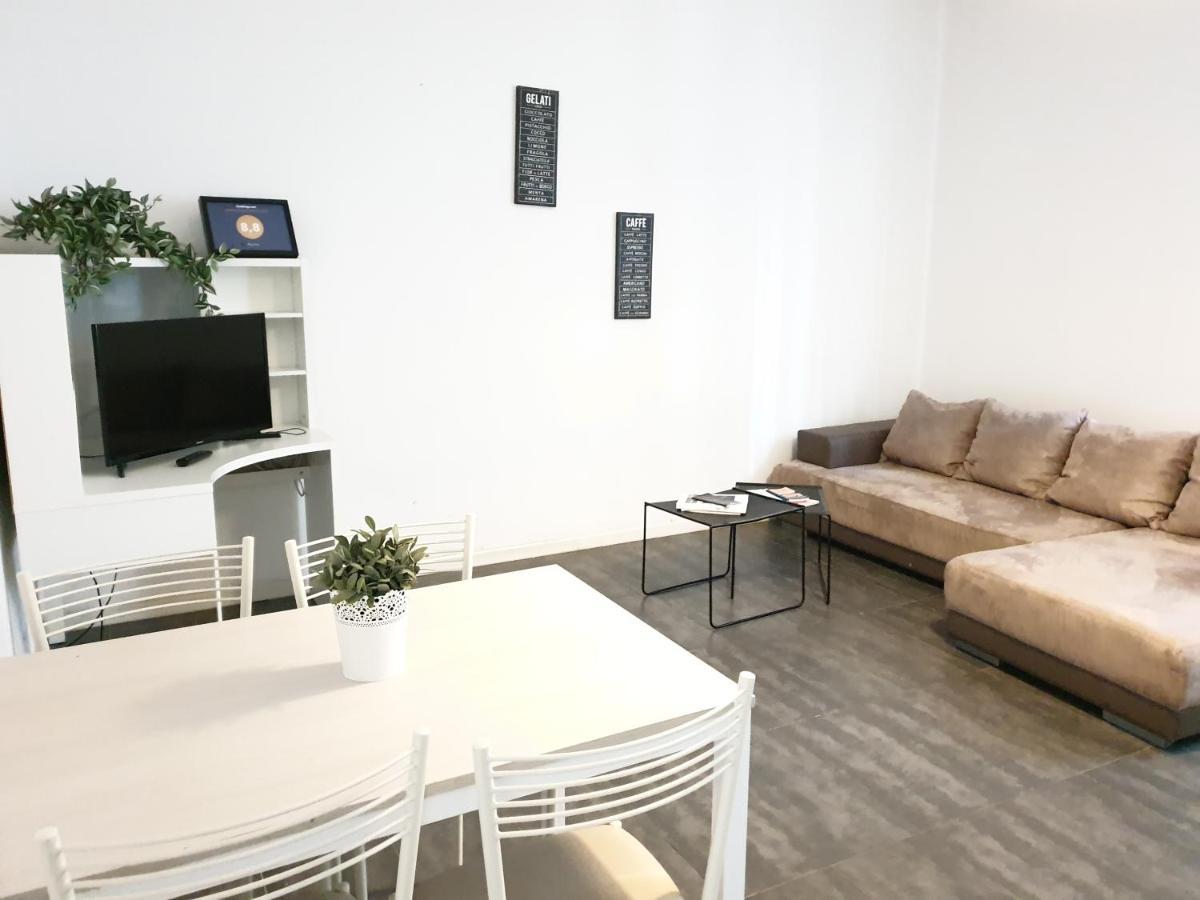 Aurora Apartment Милано Екстериор снимка