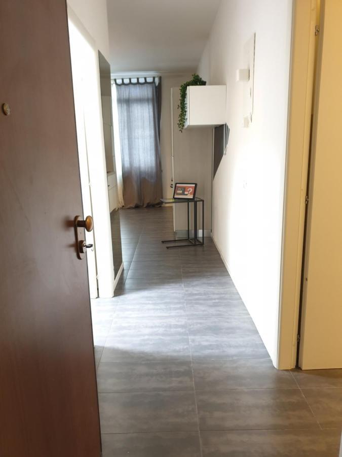Aurora Apartment Милано Екстериор снимка