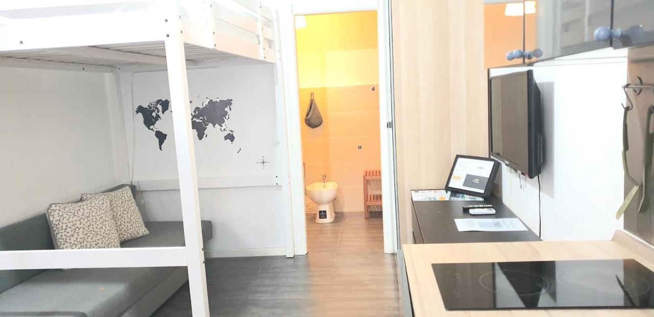 Aurora Apartment Милано Екстериор снимка