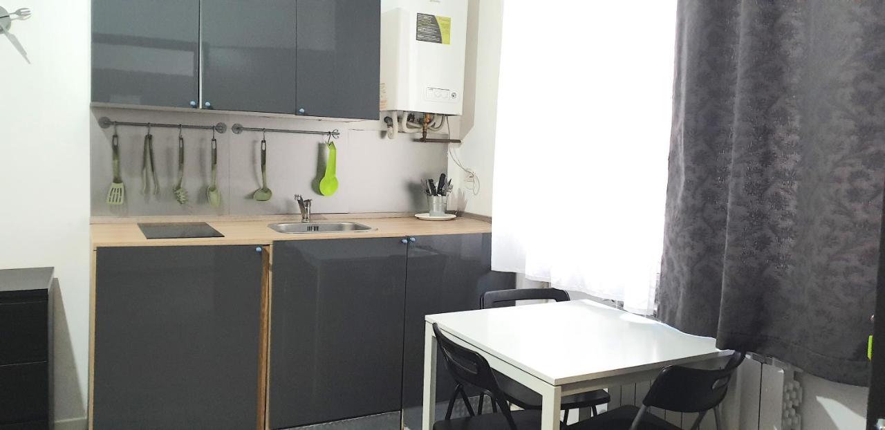 Aurora Apartment Милано Екстериор снимка