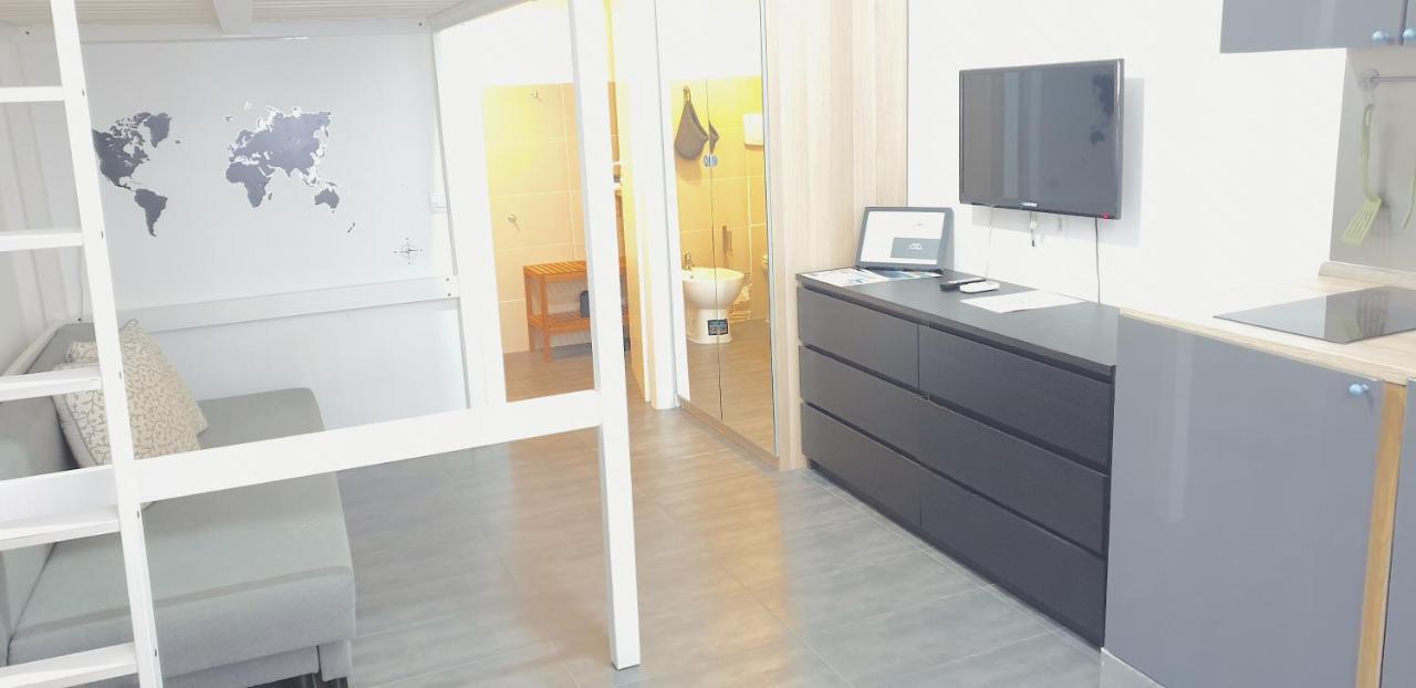Aurora Apartment Милано Екстериор снимка